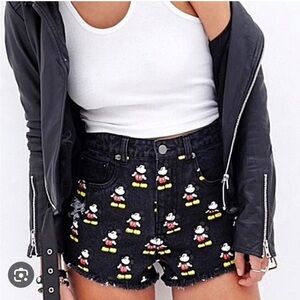 NWT Disney’s Mickey Mouse High-Waisted Distressed Black Shorts- Size 28